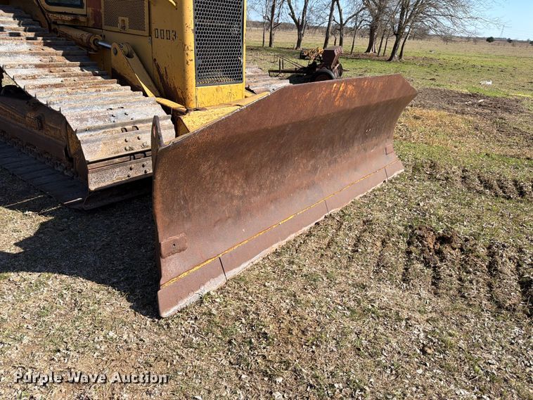 image for item ED5142 2003 Caterpillar D5N dozer