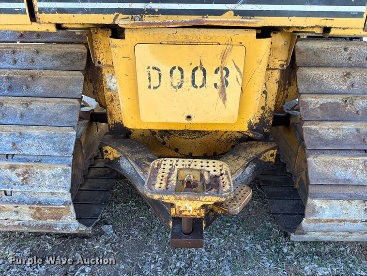 image for item ED5142 2003 Caterpillar D5N dozer