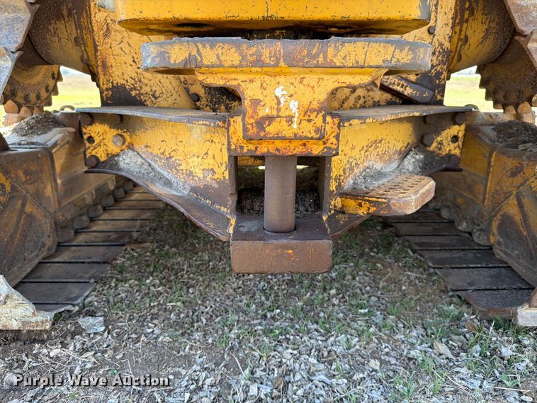 image for item ED5142 2003 Caterpillar D5N dozer