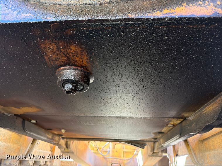 image for item ED5142 2003 Caterpillar D5N dozer