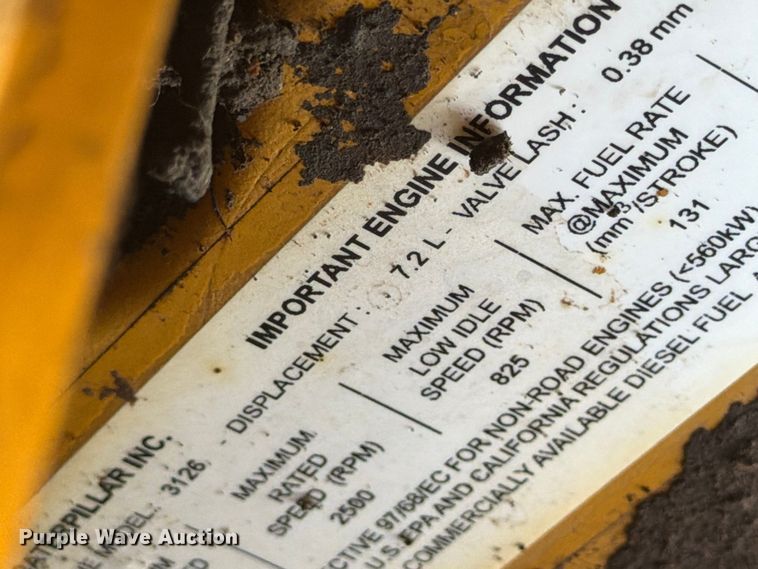 image for item ED5142 2003 Caterpillar D5N dozer