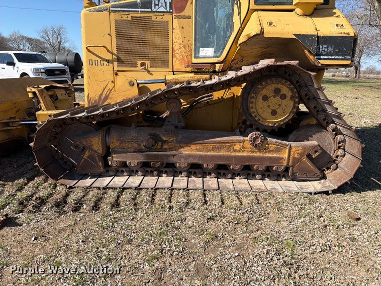 image for item ED5142 2003 Caterpillar D5N dozer