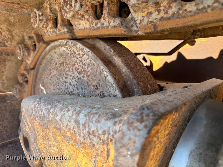 image for item ED5142 2003 Caterpillar D5N dozer