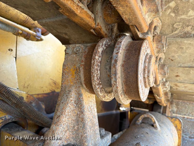 image for item ED5142 2003 Caterpillar D5N dozer