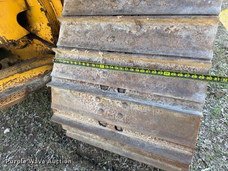 image for item ED5142 2003 Caterpillar D5N dozer