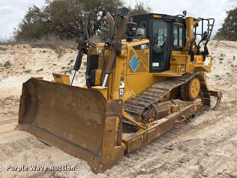 image for item ED5156 2017 Caterpillar D6T XL dozer