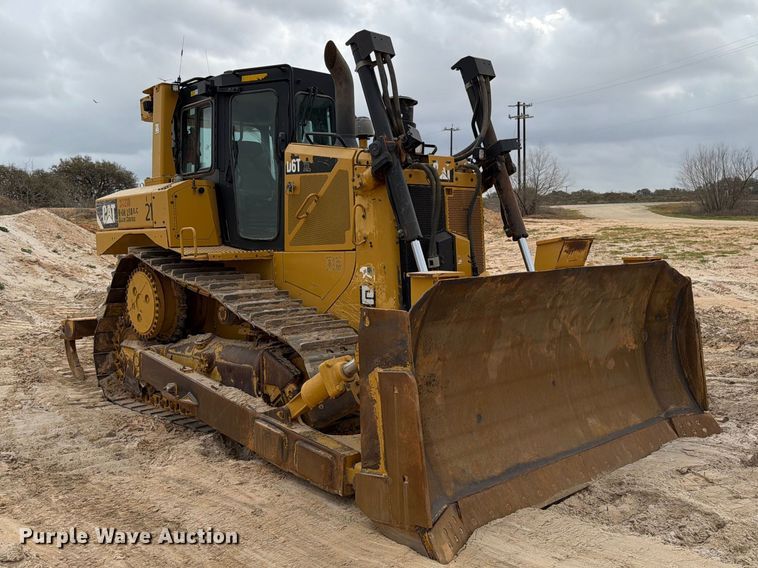 image for item ED5156 2017 Caterpillar D6T XL dozer