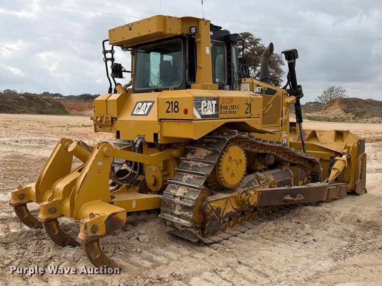 image for item ED5156 2017 Caterpillar D6T XL dozer