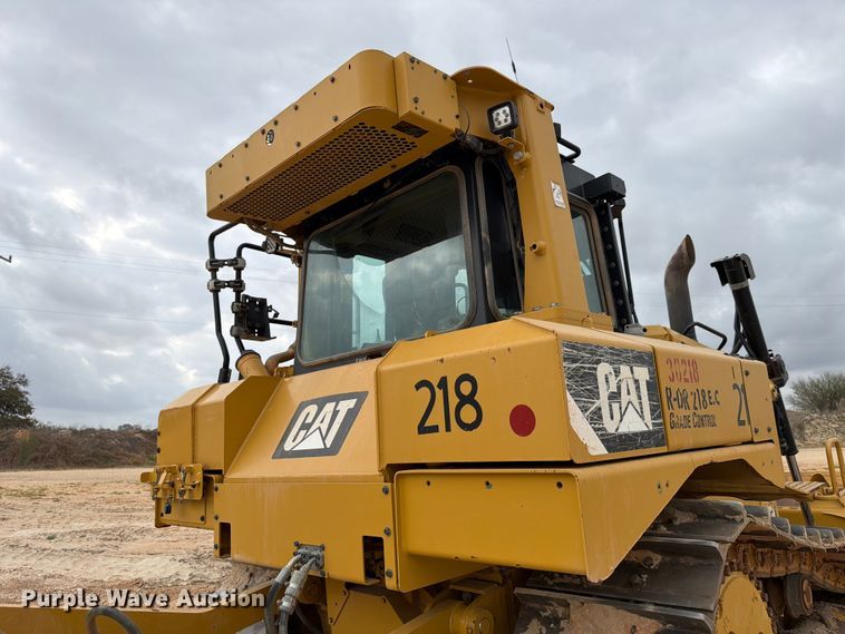 image for item ED5156 2017 Caterpillar D6T XL dozer