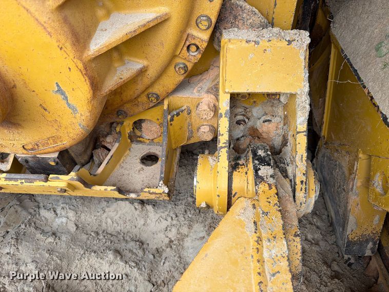 image for item ED5156 2017 Caterpillar D6T XL dozer