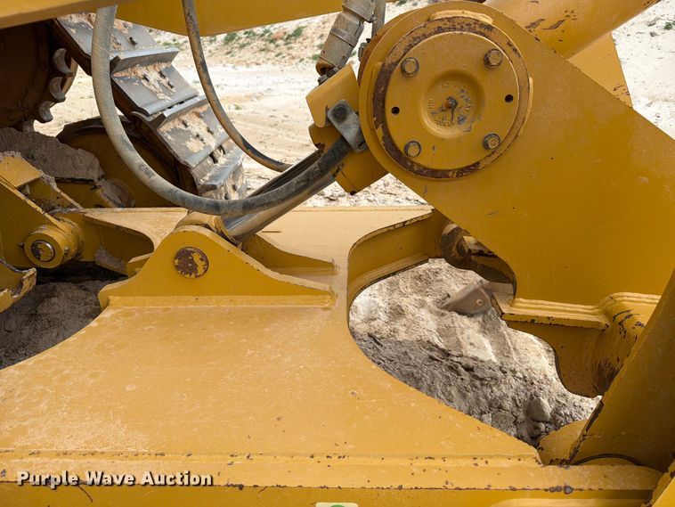 image for item ED5156 2017 Caterpillar D6T XL dozer