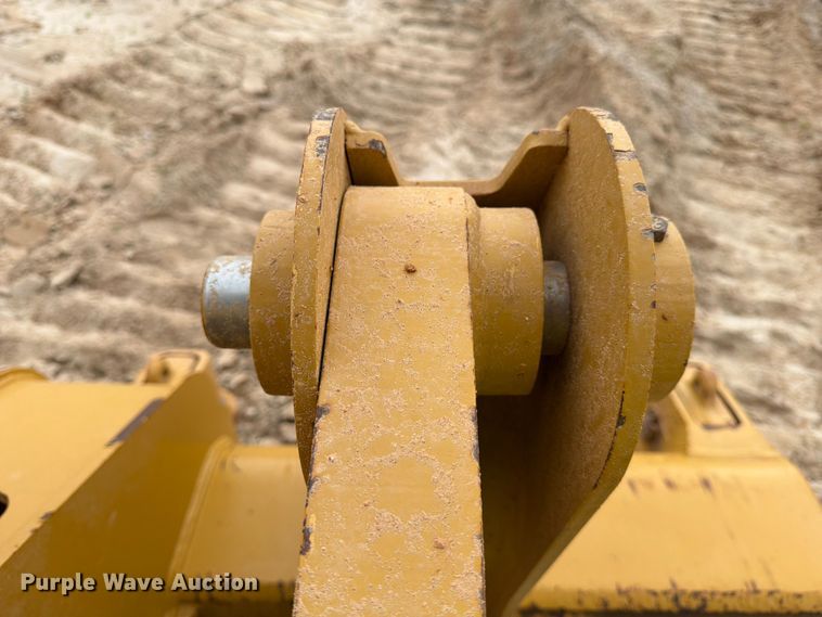image for item ED5156 2017 Caterpillar D6T XL dozer