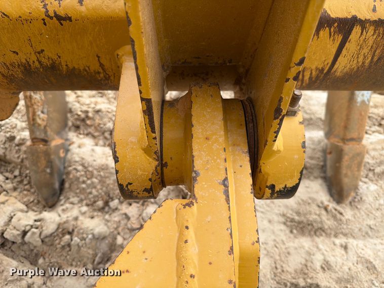 image for item ED5156 2017 Caterpillar D6T XL dozer