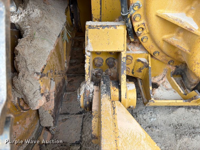 image for item ED5156 2017 Caterpillar D6T XL dozer