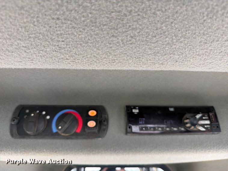 image for item ED5156 2017 Caterpillar D6T XL dozer