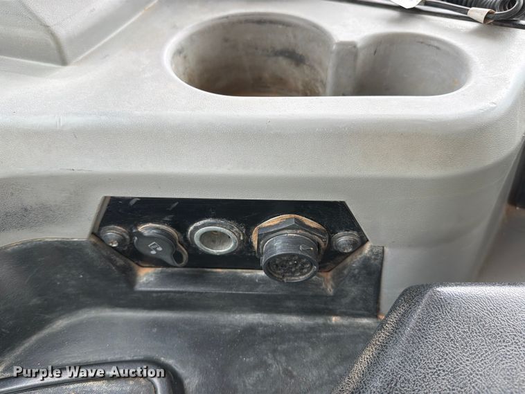 image for item ED5156 2017 Caterpillar D6T XL dozer