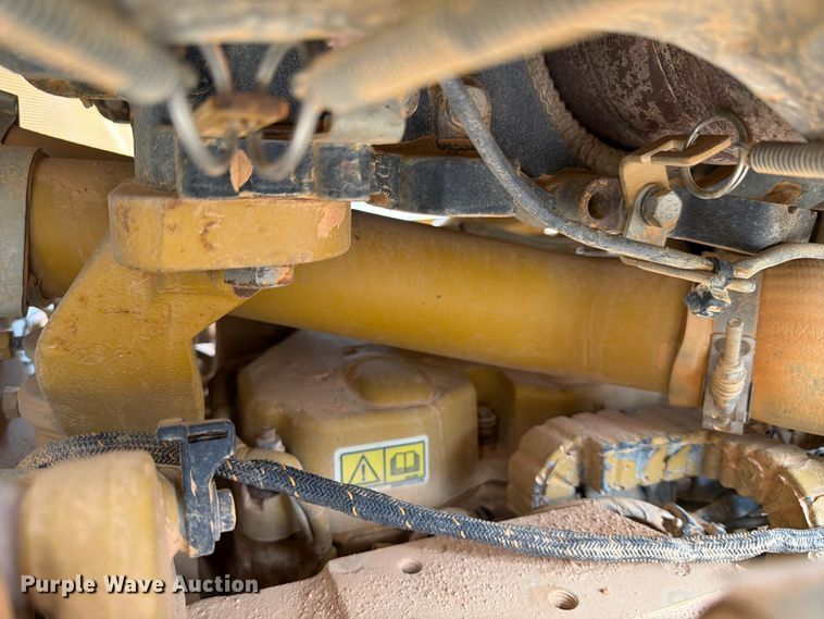 image for item ED5156 2017 Caterpillar D6T XL dozer