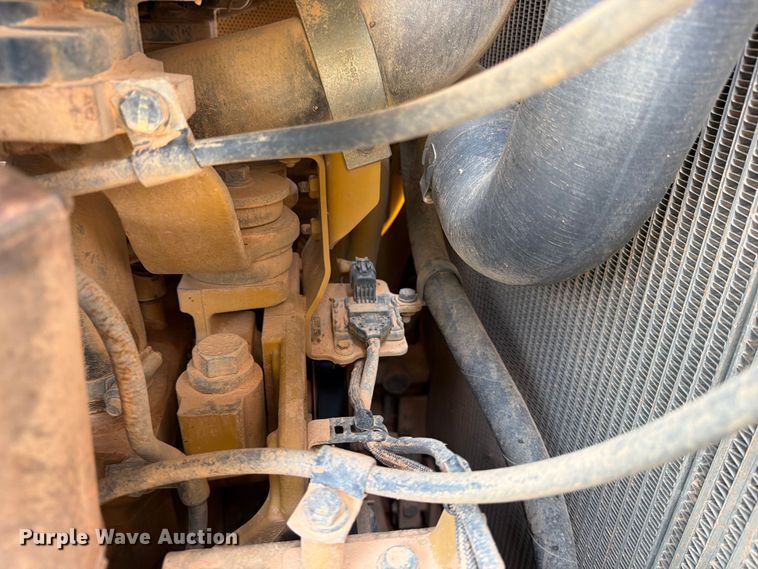 image for item ED5156 2017 Caterpillar D6T XL dozer