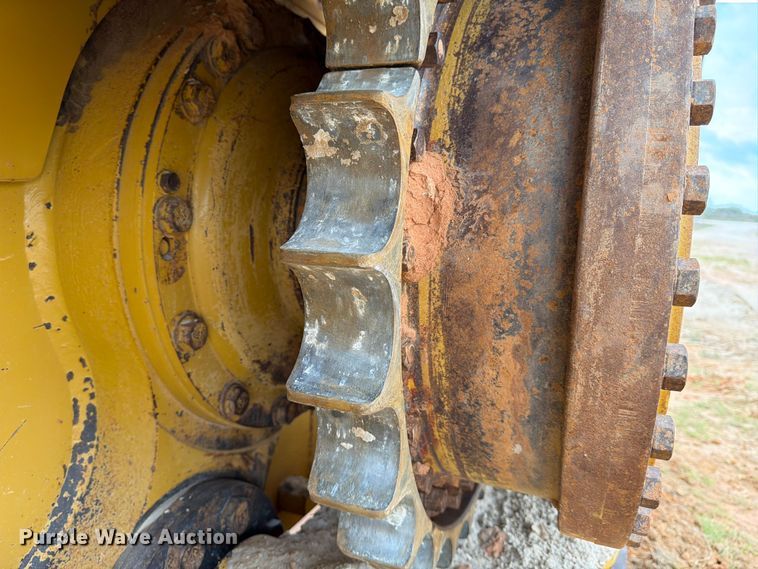 image for item ED5156 2017 Caterpillar D6T XL dozer