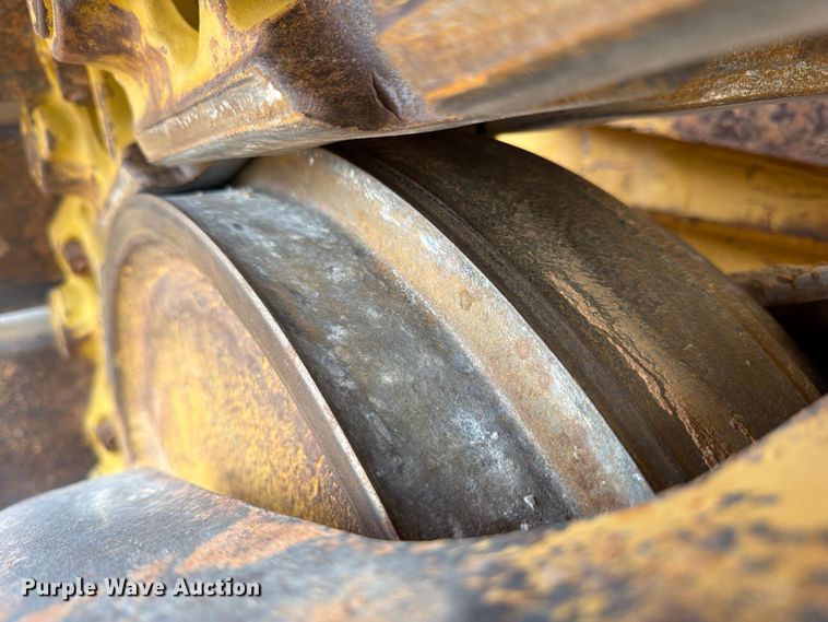 image for item ED5156 2017 Caterpillar D6T XL dozer