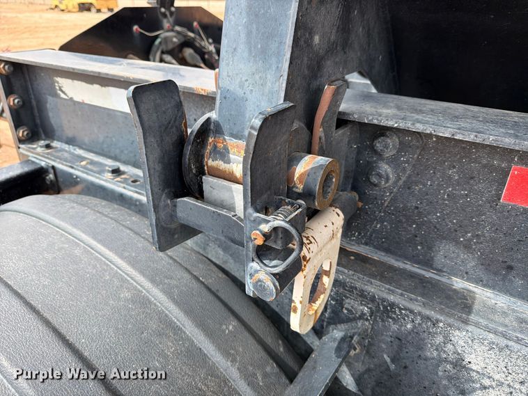 image for item ED5159 2016 Side Dump Industries DS39BAH1R2R11 side dump trailer