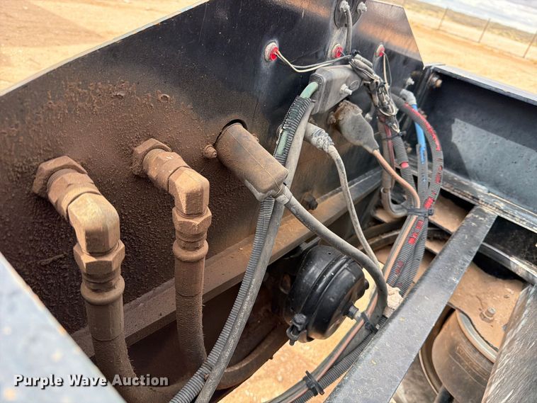 image for item ED5159 2016 Side Dump Industries DS39BAH1R2R11 side dump trailer