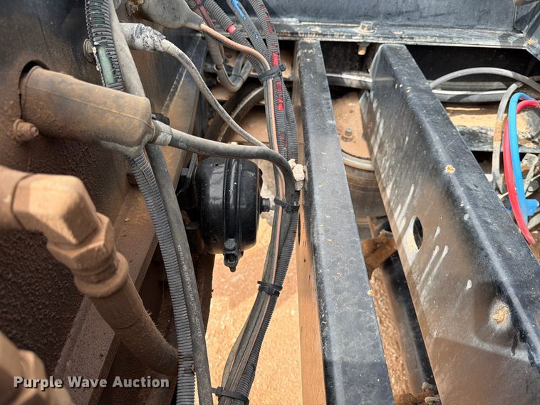 image for item ED5159 2016 Side Dump Industries DS39BAH1R2R11 side dump trailer