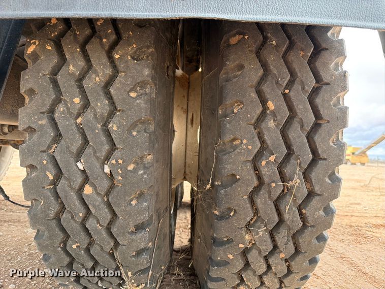 image for item ED5159 2016 Side Dump Industries DS39BAH1R2R11 side dump trailer