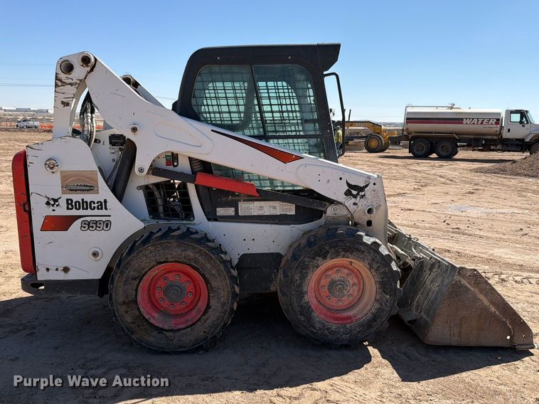 image for item ED5164 2019 Bobcat S590 skid steer loader