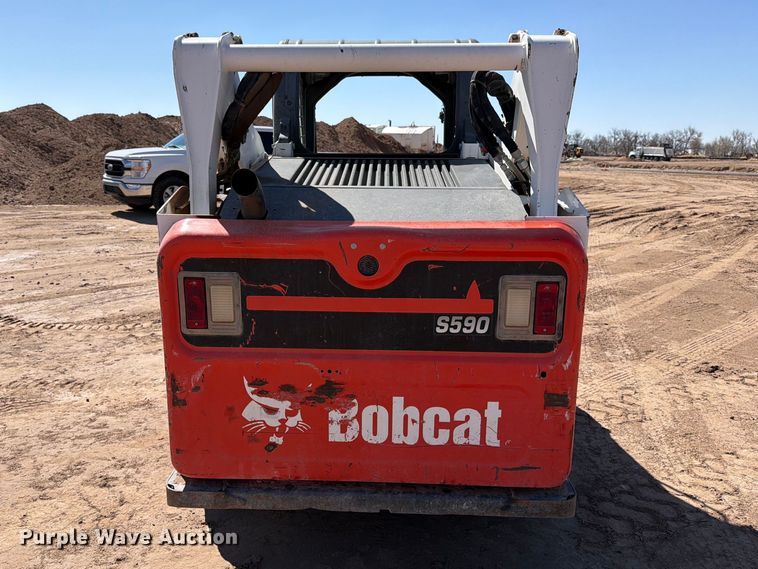 image for item ED5164 2019 Bobcat S590 skid steer loader