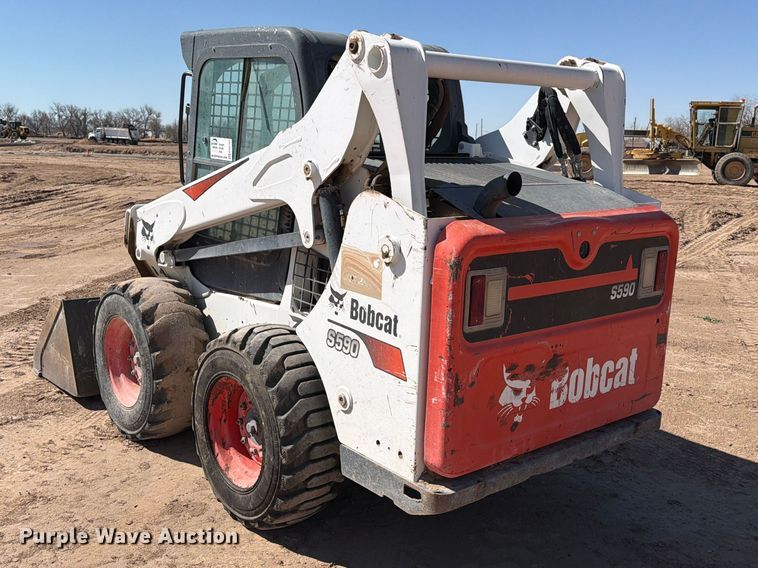 image for item ED5164 2019 Bobcat S590 skid steer loader