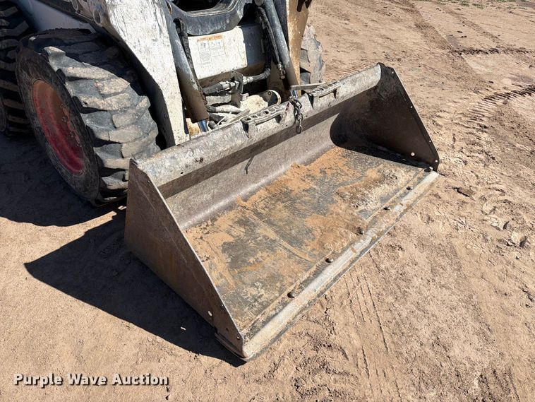 image for item ED5164 2019 Bobcat S590 skid steer loader
