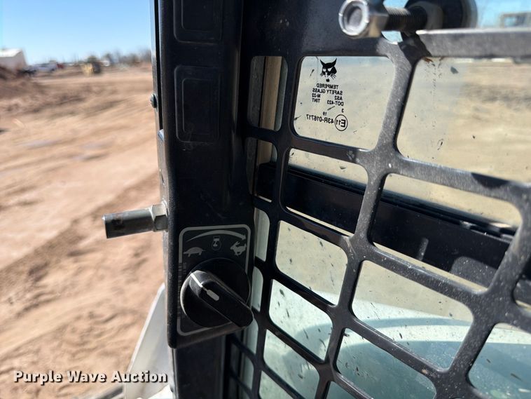 image for item ED5164 2019 Bobcat S590 skid steer loader