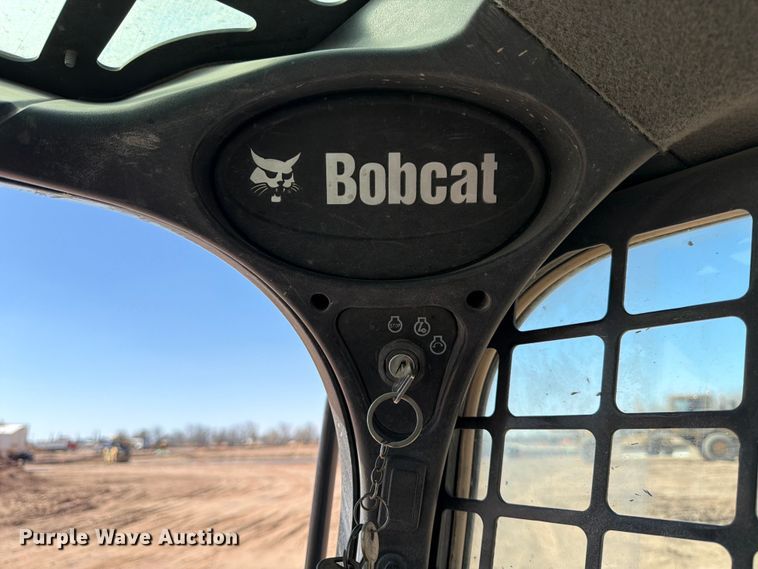 image for item ED5164 2019 Bobcat S590 skid steer loader