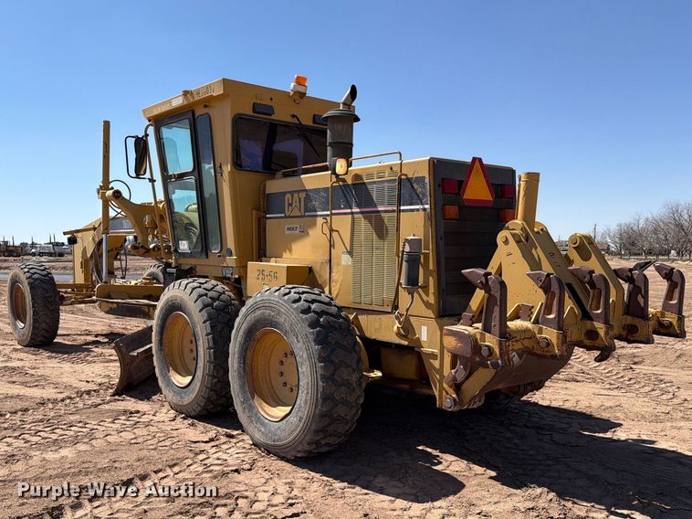 image for item ED5165 1999 Caterpillar 160H motor grader