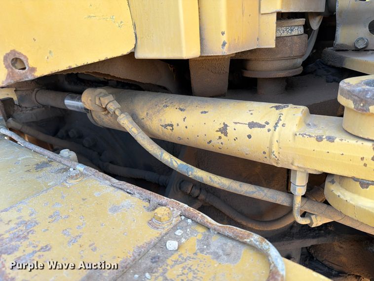 image for item ED5165 1999 Caterpillar 160H motor grader