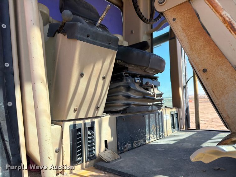 image for item ED5165 1999 Caterpillar 160H motor grader