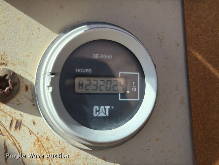 image for item ED5165 1999 Caterpillar 160H motor grader