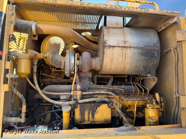 image for item ED5165 1999 Caterpillar 160H motor grader