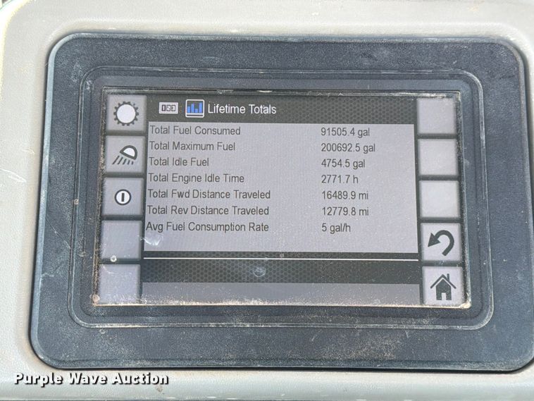 image for item ED5166 2017 Caterpillar D8T dozer