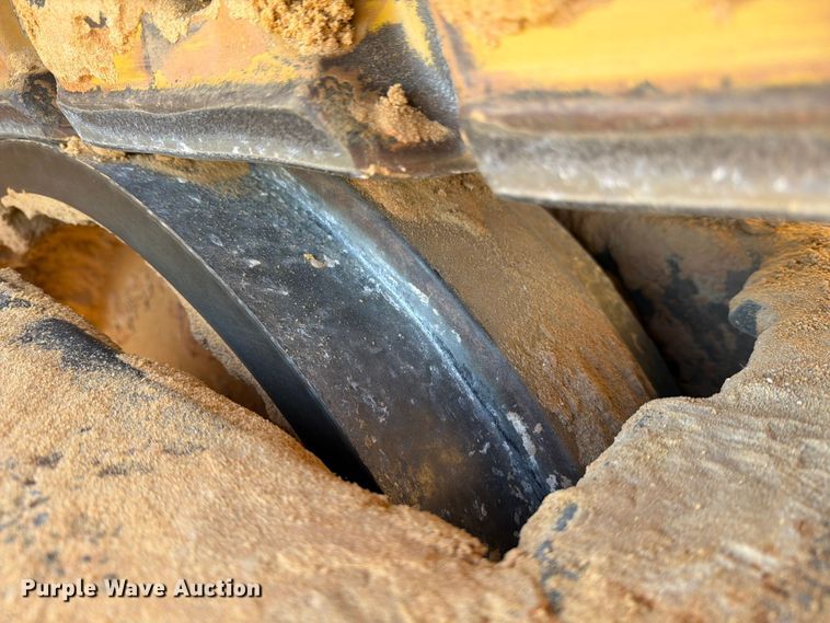 image for item ED5166 2017 Caterpillar D8T dozer