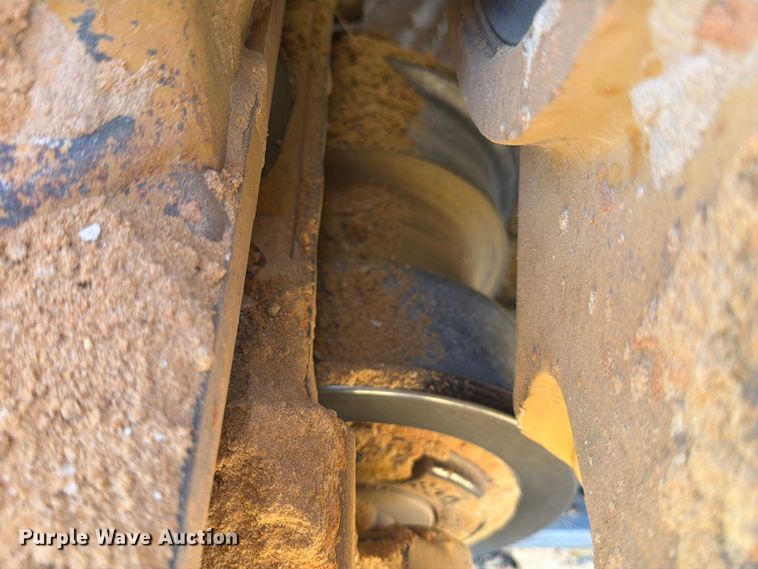 image for item ED5166 2017 Caterpillar D8T dozer