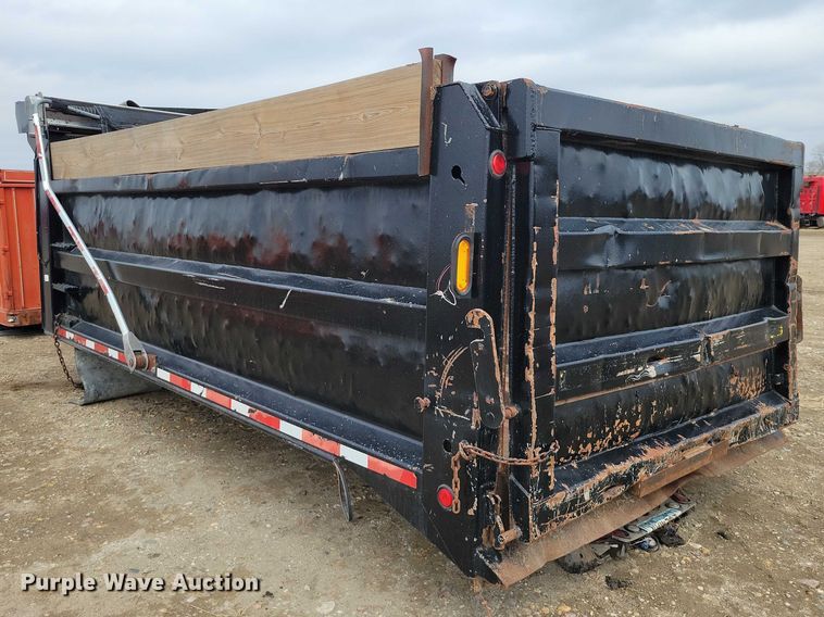 image for item EE0881 Dump truck bed
