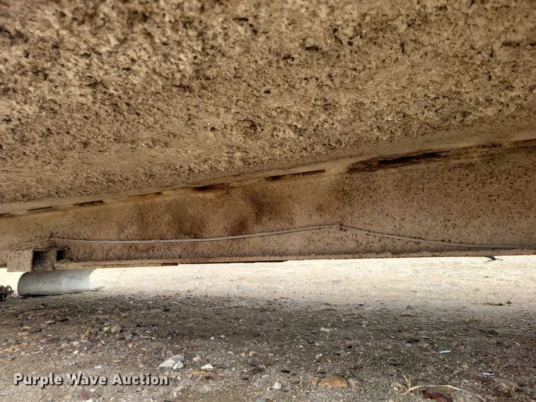 image for item EE0881 Dump truck bed