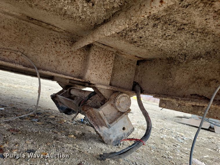 image for item EE0881 Dump truck bed