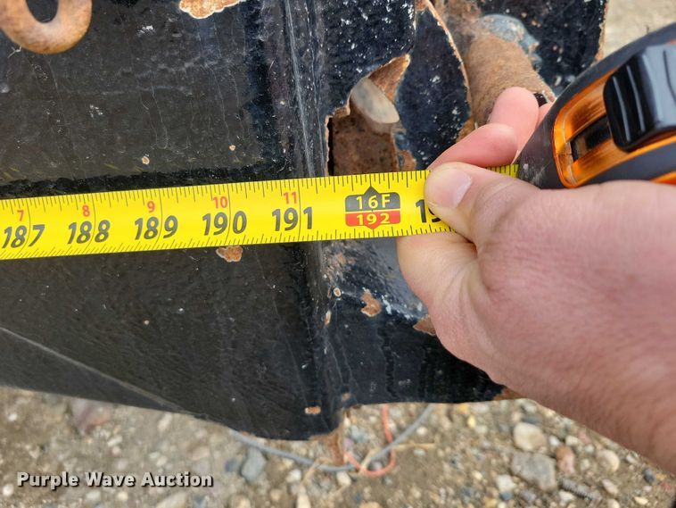 image for item EE0881 Dump truck bed