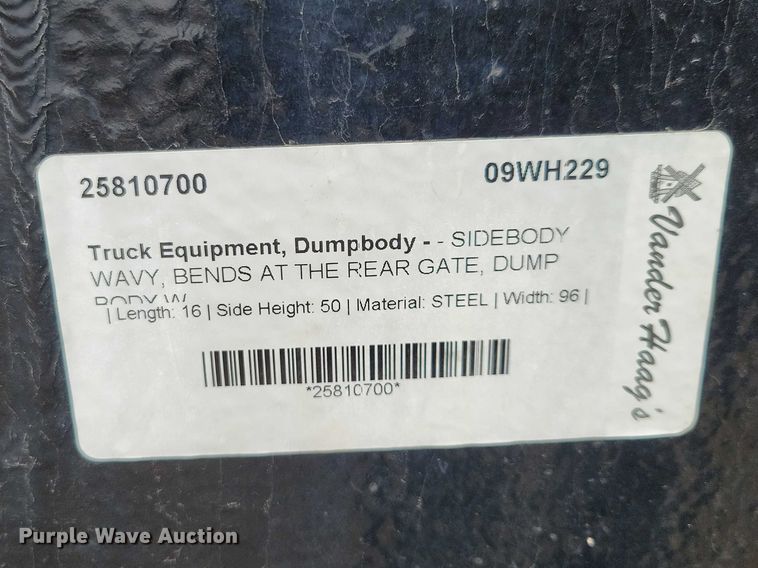 image for item EE0881 Dump truck bed