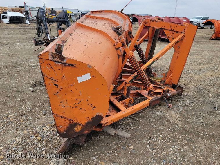 image for item EE0884 1983 Falls 311 snow plow