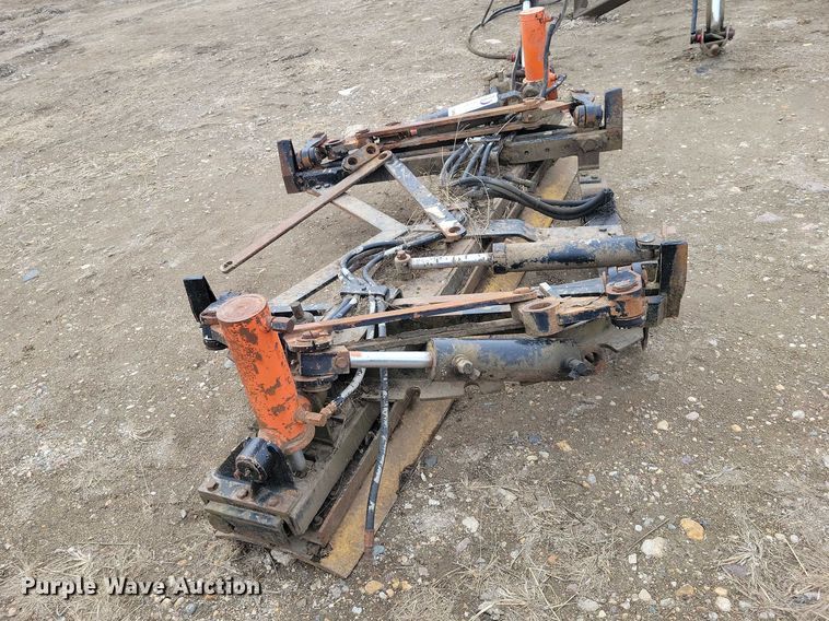 image for item EE0885 Plow attachment