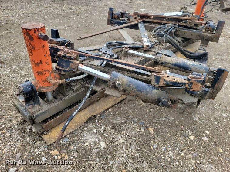 image for item EE0885 Plow attachment